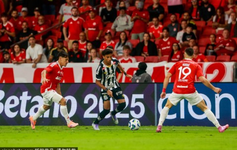 26岁巴西中场天才埃德松-席尔瓦闪耀意甲，4000万欧引发豪门争夺战！