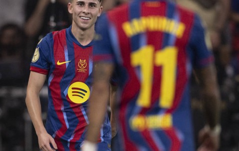 巴萨十连胜震撼西甲，阿尔贝罗亚接手皇马开启未知旅程