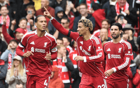 利物浦2-1埃弗顿 豪取联赛5连胜