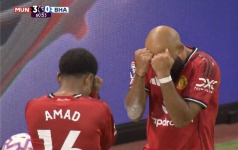 曼联争四现在需疯狂抢分！最猛右路年底全都不在，替补阵容让阿莫林心凉