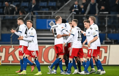 德甲激战：圣保利 VS 汉堡，谁能突破困境？