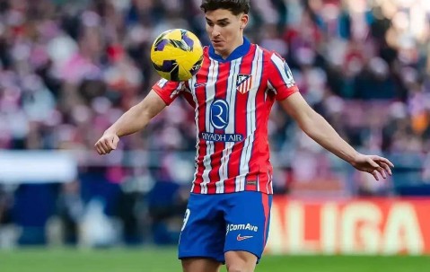 小蜘蛛阿尔瓦雷如何用35个进球征服西甲，身价破亿