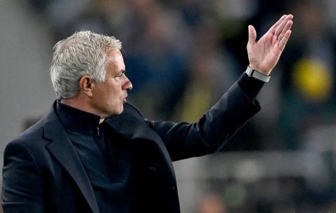 穆里尼奥解约引发猜想 穆帅表态重回曼联愿望