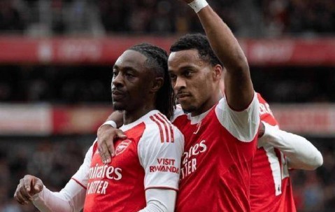 皇马4-3险胜，国米1-2遭逆转！欧冠积分榜更新，阿森纳跃居第一！