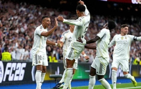 一场4-0，让巴萨落后西甲榜首8分！皇马六连胜，足坛第1人轰235球