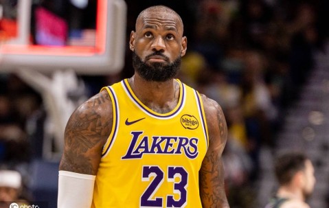 曝湖人高层对詹姆斯不满 曾想不续约交易他