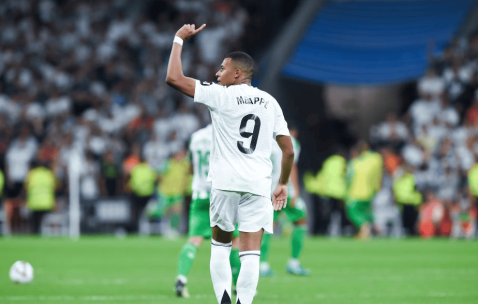 8月30日西甲：皇马VS马略卡首发，楚阿梅尼坐镇，天才新星领衔进攻，姆巴佩