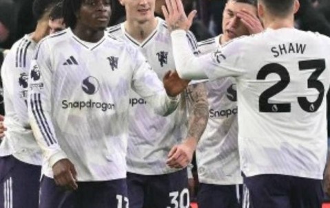 曼联12天4战迎来绝佳出分良机，全胜拿满12分助力冲击欧冠席位