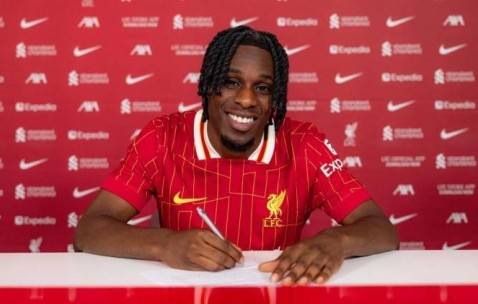 弗林蓬：显然勒沃库森也很优秀，但你能看出利物浦在另一个级别