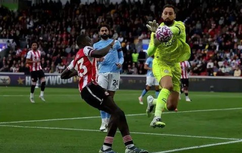 欧冠-比利亚雷亚尔VS曼城：天降门神，争冠之师又回来了