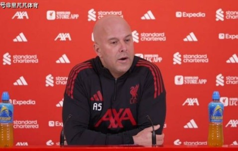 后卫没买前锋买错？利物浦转会窗激进过头，给本赛季失败埋下伏笔