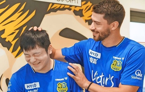 触底反弹！樊振东德甲首次二连胜，他赛后坦言全靠这两位“贵人”