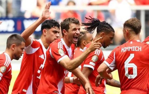 拜仁传奇穆勒或签约美职联？球迷恐笑谈养马打高尔夫