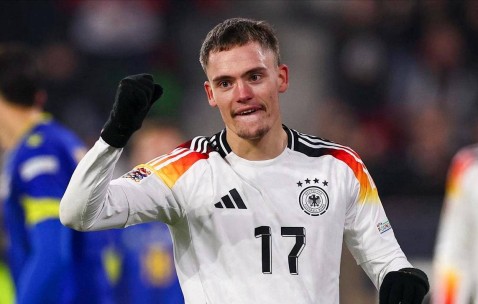 利物浦刷新队史纪录！签下维尔茨引热议，球迷竖大拇指