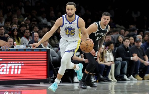 库里27+2+5巴特勒21+5+4 勇士战胜篮网