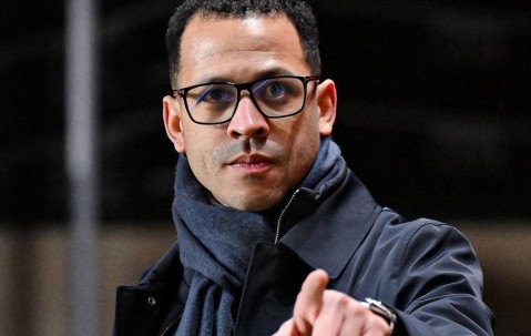 英超主帅真难当！三人拿下月最佳后下课，新科欧联冠军也想换帅