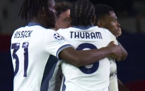 激情平局引发多重困境：巴萨双线冲刺的艰难抉择