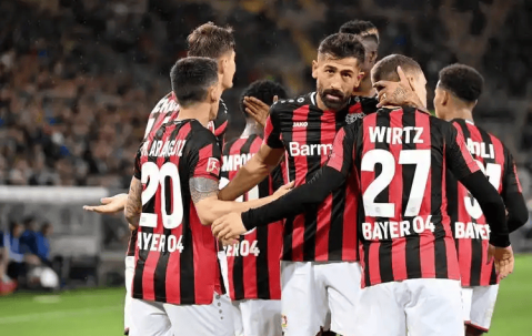 德甲激战：斯图加特主场誓夺三分，法兰克福客场力拼欧战