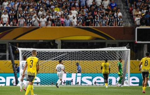 2-1惊险！世俱杯最后八强队诞生，皇马喜提“大礼包”