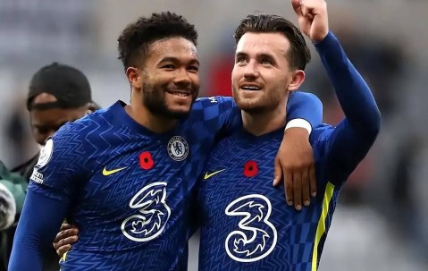 切尔西功勋离队，詹姆斯深情送别，奇尔维尔足迹留传