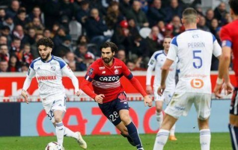 法甲焦点战：布雷斯特主场迎战里尔，西北德比的攻守博弈