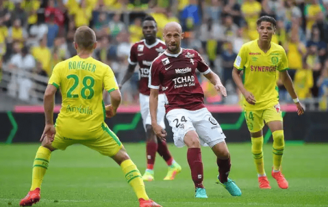 法甲冲冠关键战！马赛主场围剿保级队南特，比分预测锁定2-0格局