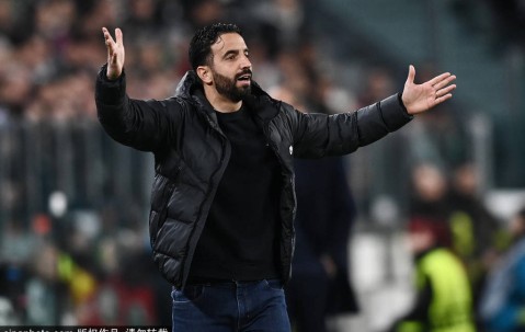 阿莫林：库尼亚提供向前带球能力 姆贝莫战埃弗顿登场