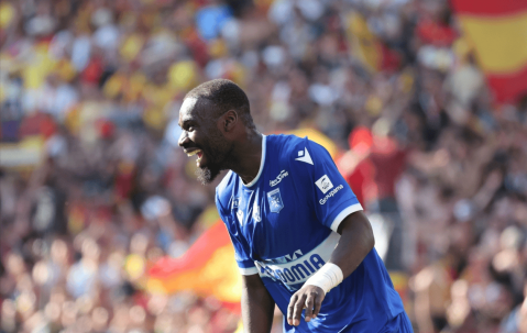 4-0大胜而归，法甲第11完胜法甲第8，29岁日本球星无敌双响炮