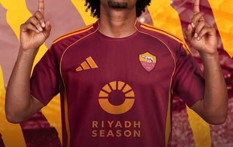 曝齐尔克泽已同意加盟罗马，曼联冬窗愿3500万出售！阿莫林觉得留他无用