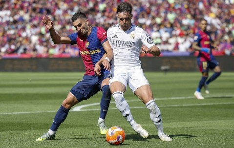 西甲第35轮：皇马3-4客场惜败巴萨，主教练安切洛蒂只能干瞪眼