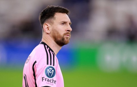 热刺前锋索兰克：我是C罗球迷！但梅西强于C罗！