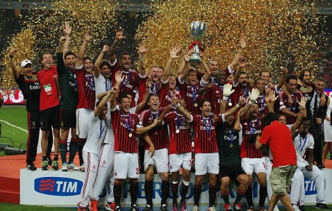 米兰“四换一”操作遭质疑 球迷怒斥高层导向错误！