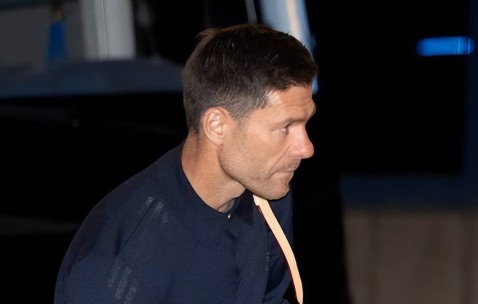 阿隆索帅位悬了，老佛爷打算请回齐达内？接下来两场西甲决定去留