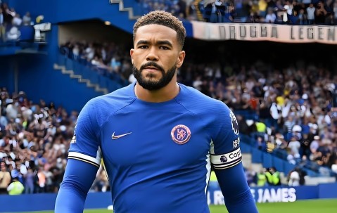 倒车请注意！切尔西三代边卫的带刀疯魔美学，进球比前锋还疯