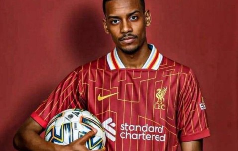 纽卡斯尔不忍了！埃迪豪表态炮轰伊萨克：表现不好就别想随队训练