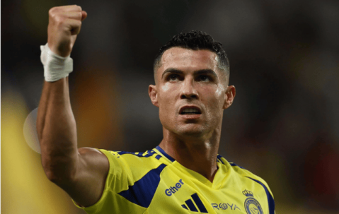 若C罗是中国人，能够配得上球王称号吗？网友为此吵翻天！