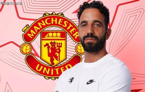 大中锋买错了？曼联新三叉戟只有他不可靠，名宿直言他不优秀