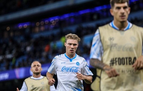 真不擅欧冠！孔蒂带国米等队6届欧冠3次止步小组赛，如今又开门黑