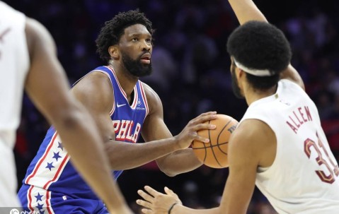 米切尔35+7+9加兰20+7&伤退 恩比德20分骑士大胜76人