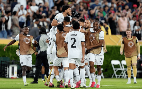 南美解放者杯冠军掀翻欧冠冠军 博塔弗戈众将赛后疯狂庆祝</title>
        
    <title>南美解放者杯冠军掀翻欧冠冠军 博塔弗戈众将赛后疯狂庆祝