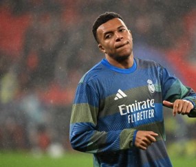 法媒曝姆巴佩伤情反复，俱乐部国家队双线施压，2亿欧射手不敢轮休