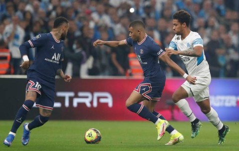 法甲冲冠关键战！摩纳哥VS巴黎FC：榜首追击者能否主场零封对手？