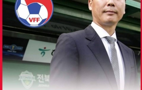 东盟全明星主帅：本可进曼联更多球，我们球员能效力世界顶级球队