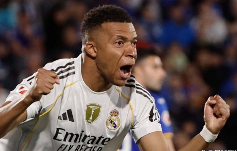 姆巴佩：11场15球，领跑射手榜，身价却不及亚马尔