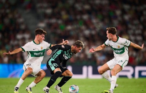 23岁马竞旧将绝平救主，助西甲升班马逼平皇家贝蒂斯