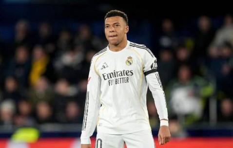 2-0取胜！姆巴佩20场轰21球，皇马力擒劲敌登顶西甲超越巴萨