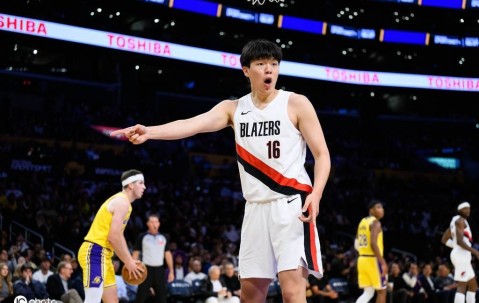 媒体人：女友赴美陪伴对于杨瀚森是百利无一害