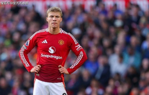 孔蒂给阿莫林带来“解药”？曼联9号卖出有解，接替卢卡库靠他