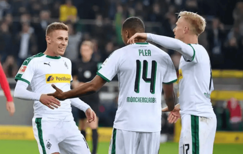 德甲周六023迎来焦点对决，门兴格拉德巴赫坐镇普鲁士公园球场迎战勒沃库森