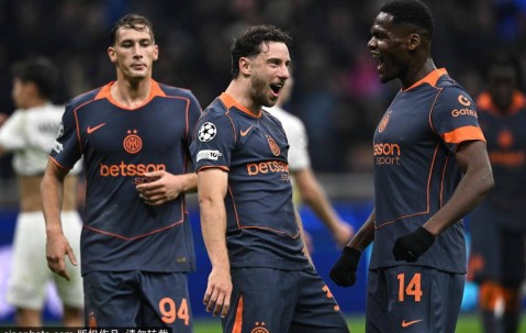 劳塔罗对阵尼科·帕兹：国际米兰与科莫，圣西罗上演争夺欧洲之路的巅峰对决